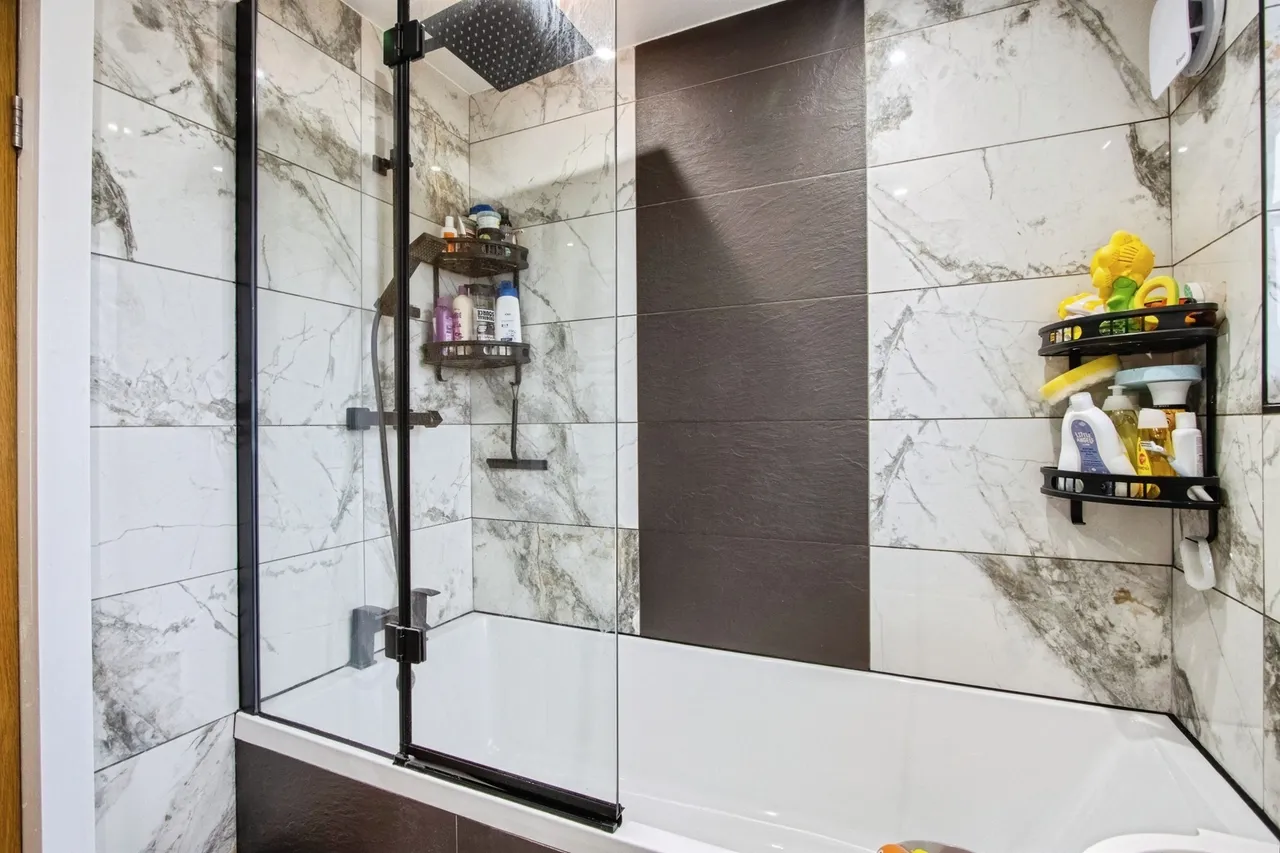 Nettleton Court, Leeds, photo 7