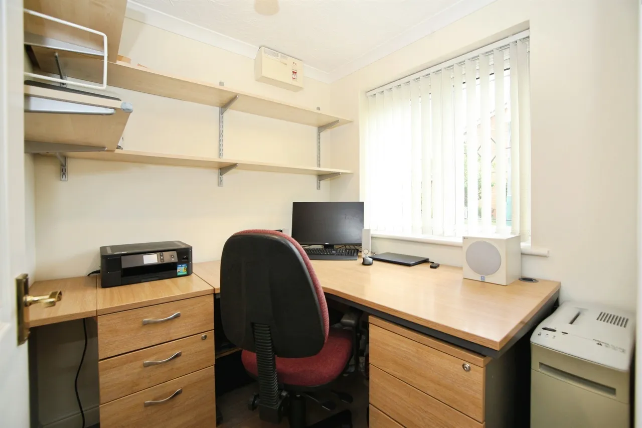 Ffordd Penrhos Caerphilly, CF83, photo 6