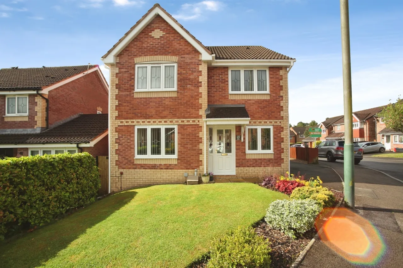 4 bed house for sale, Ffordd Penrhos Caerphilly, CF83