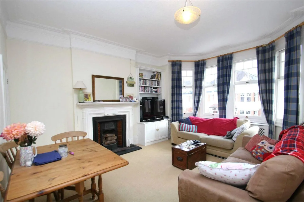 1 bed property to rent, Clarendon Drive, London