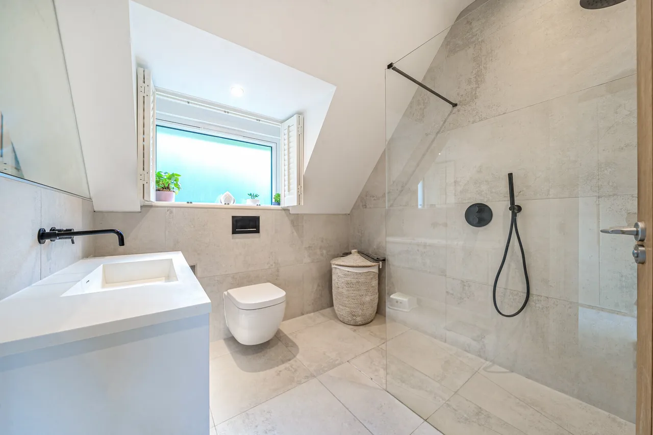 Moat Lane, Prestwood, HP16, photo 12