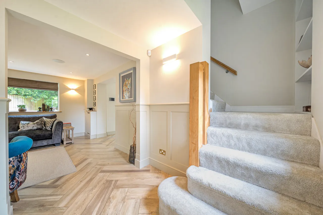 Moat Lane, Prestwood, HP16, photo 5
