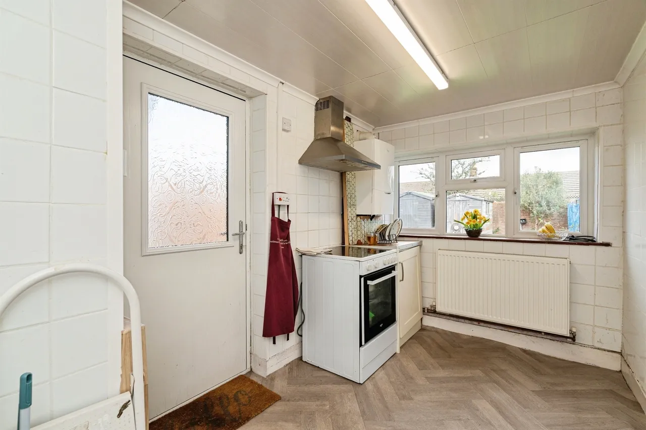 Bradwell Avenue, Bradwell, Great Yarmouth, photo 11