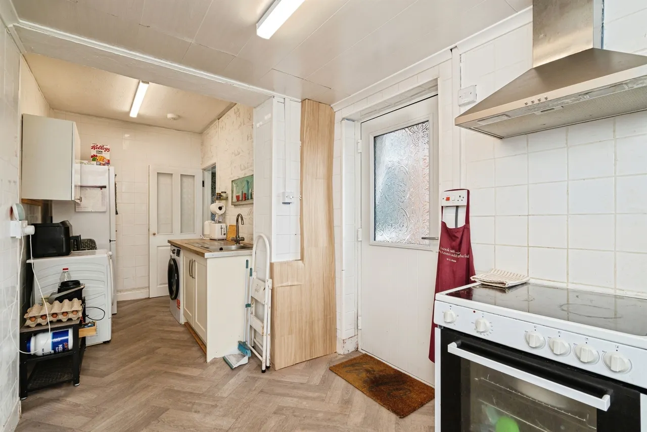 Bradwell Avenue, Bradwell, Great Yarmouth, photo 12