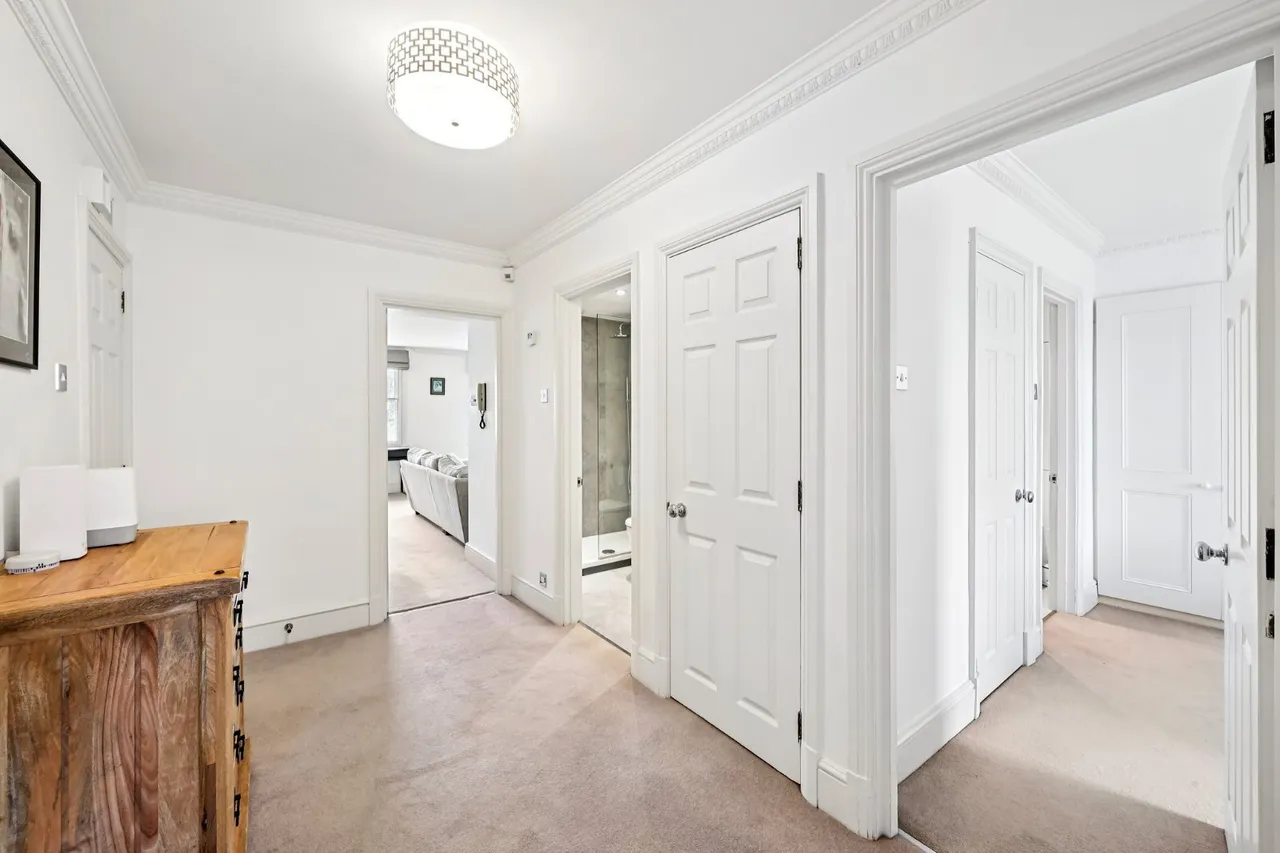 Lindsay Square, London, SW1V, photo 11