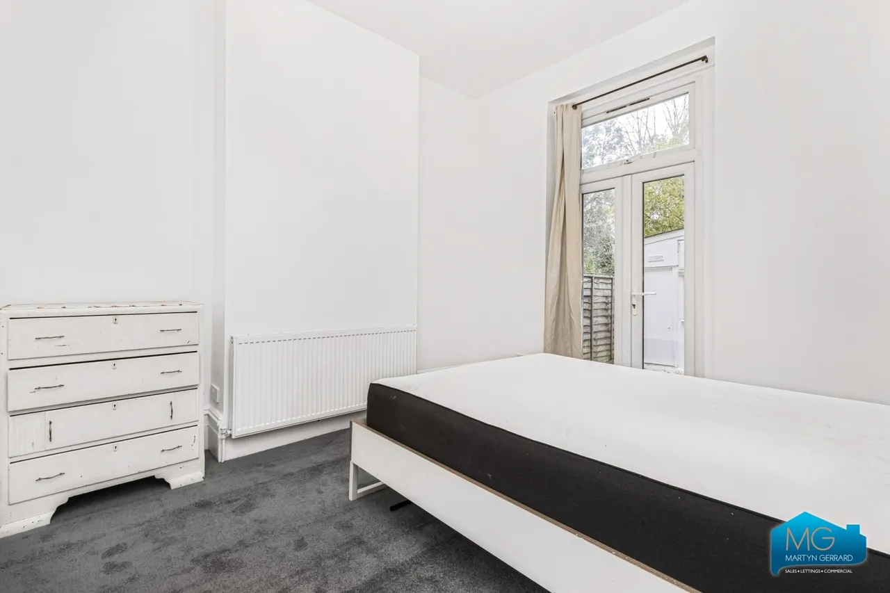Lincoln Road, East Finchley, N2, photo 17