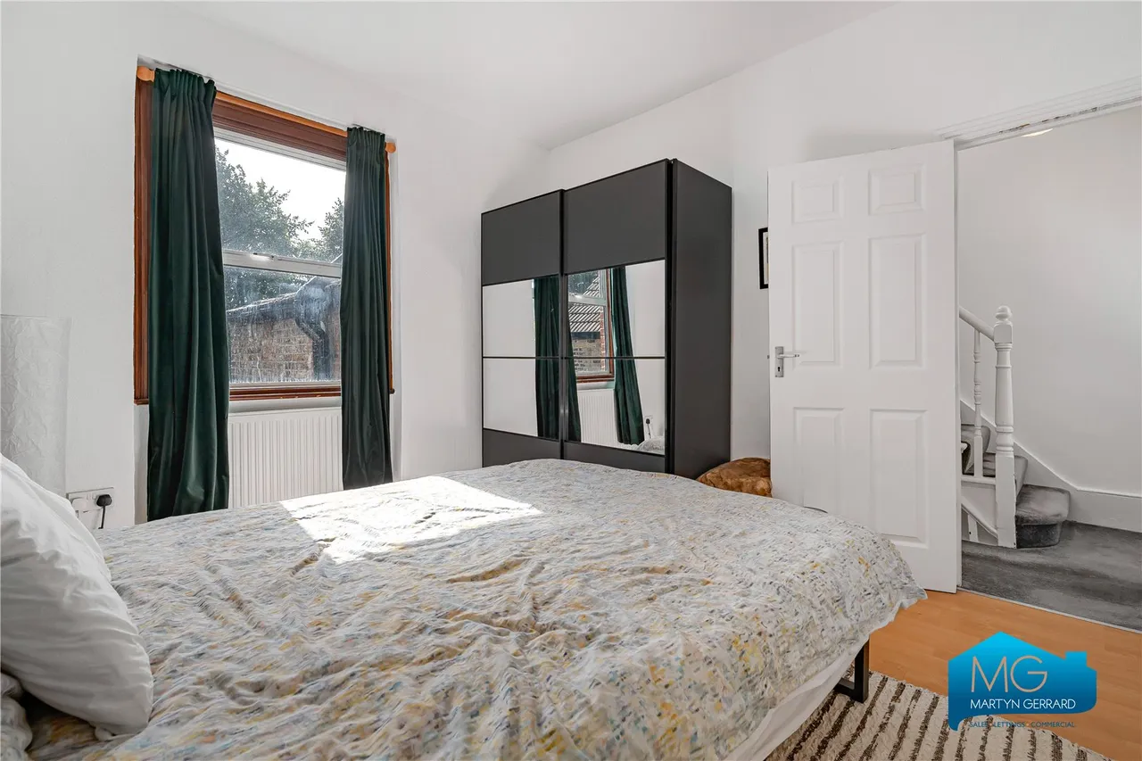Lincoln Road, East Finchley, N2, photo 31