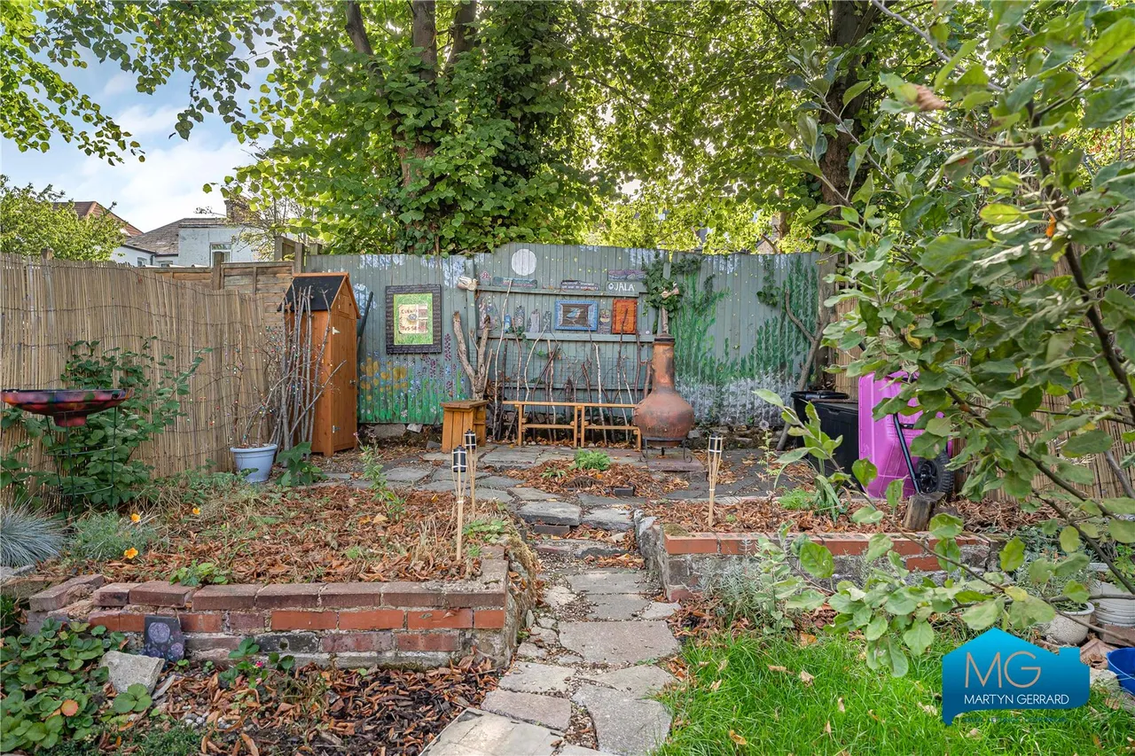 Lincoln Road, East Finchley, N2, photo 40