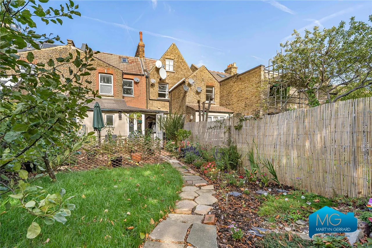 Lincoln Road, East Finchley, N2, photo 43