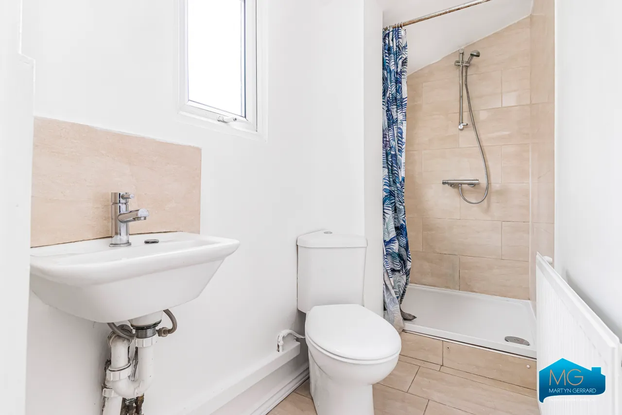 Lincoln Road, East Finchley, N2, photo 19