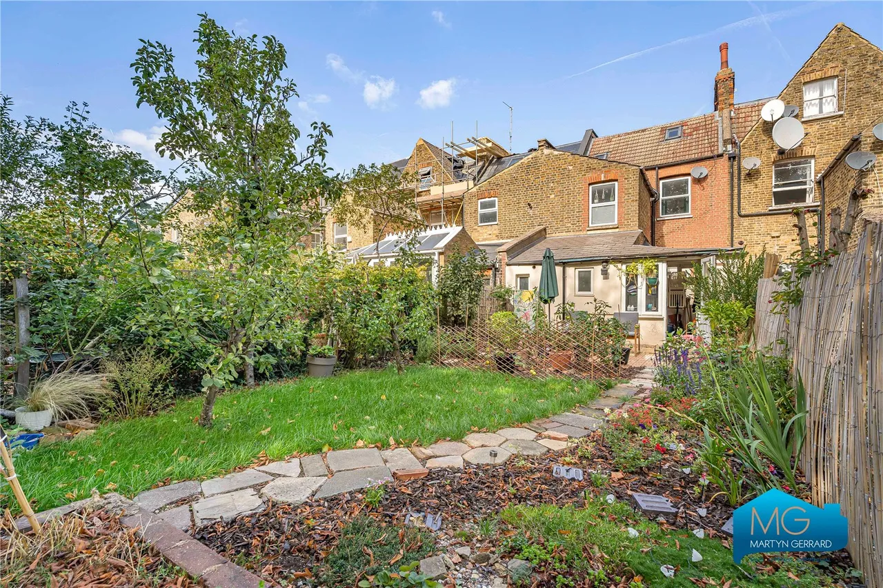 Lincoln Road, East Finchley, N2, photo 44