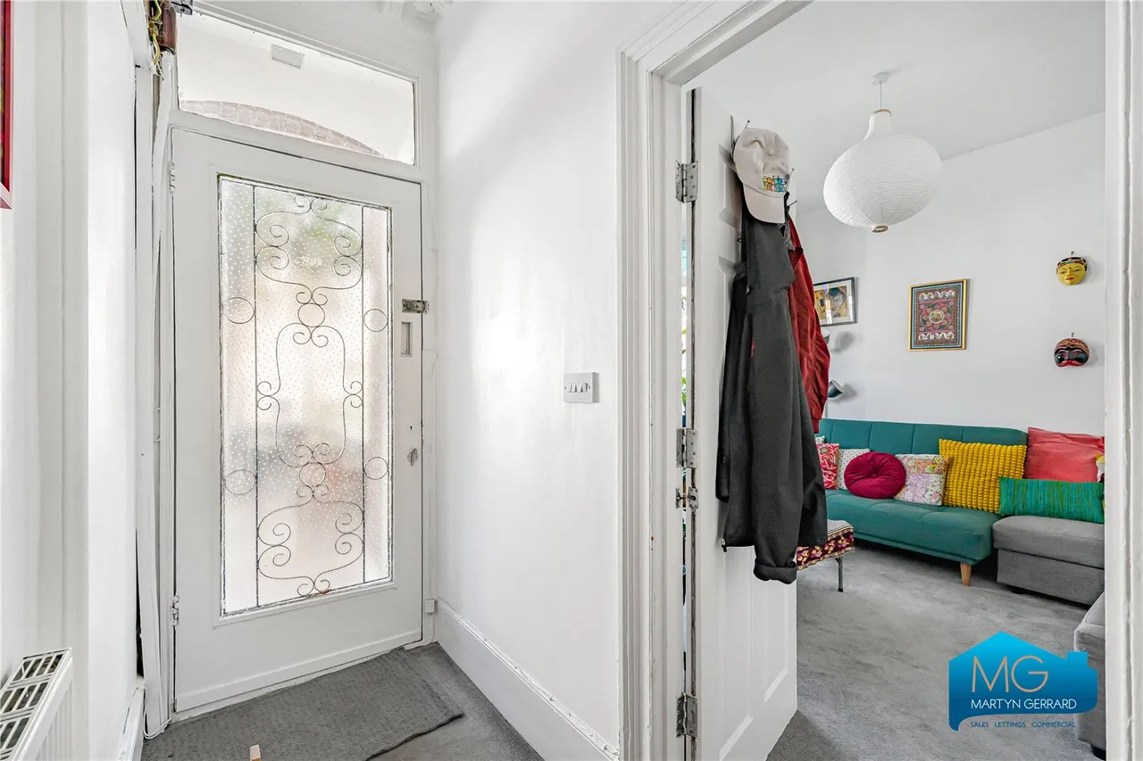 Lincoln Road, East Finchley, N2, photo 26
