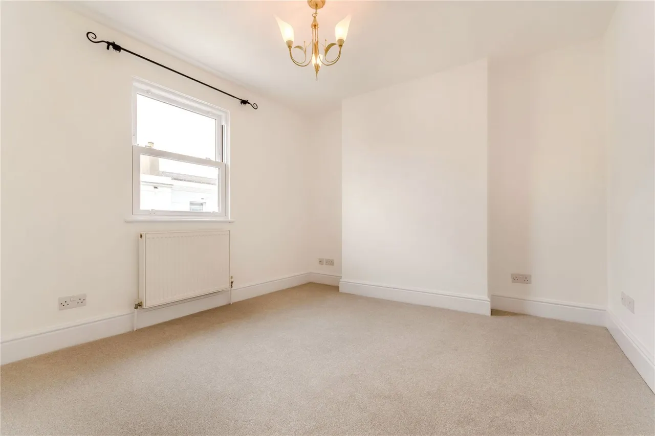 Gratton Street, The Suffolks, GL50, photo 16