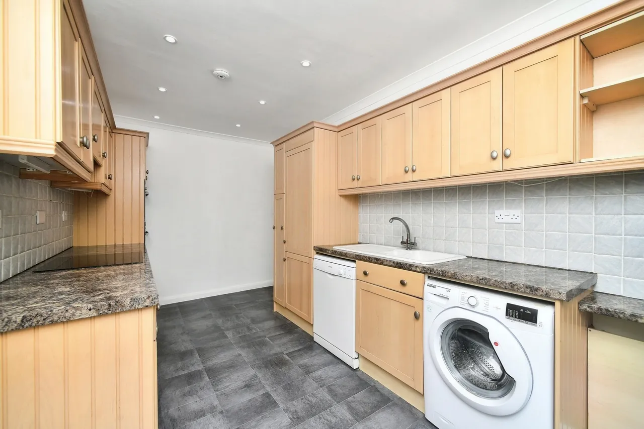 Rodmell Avenue, Saltdean, BN2, photo 14