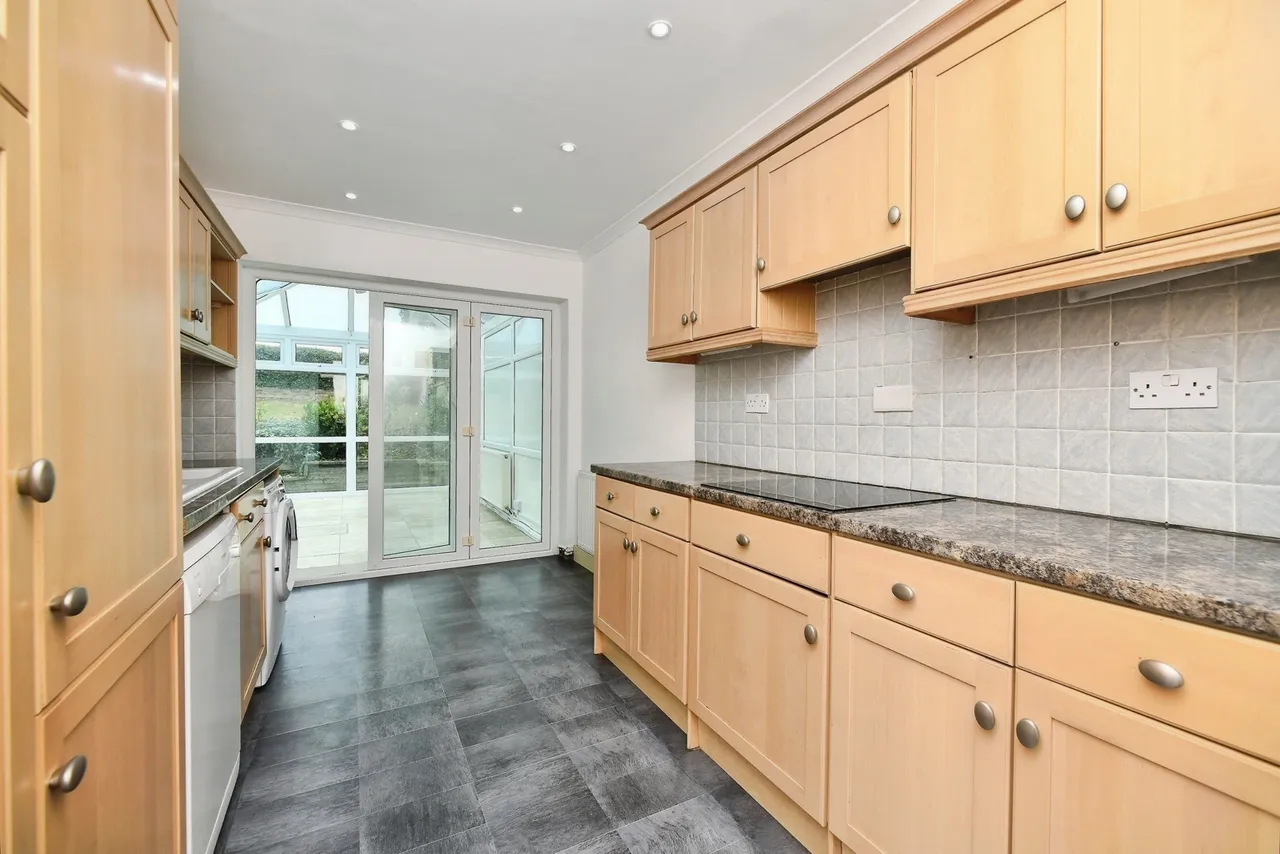 Rodmell Avenue, Saltdean, BN2, photo 2