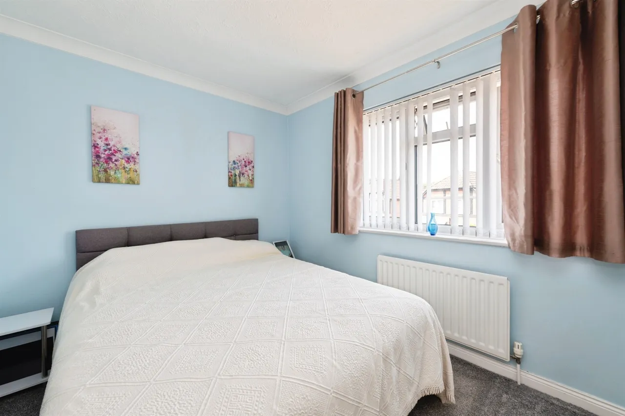 Caxton Rise, Redhill, RH1, photo 10