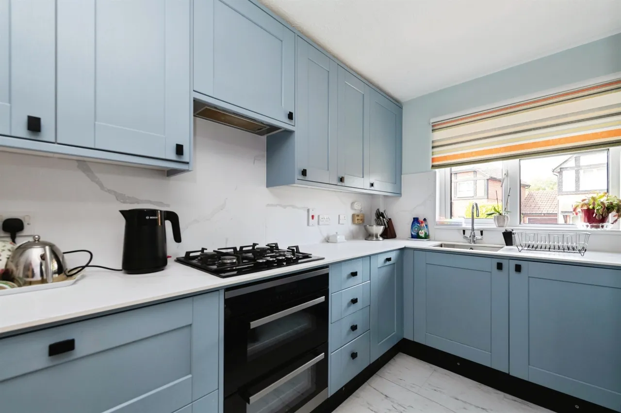 Caxton Rise, Redhill, RH1, photo 6