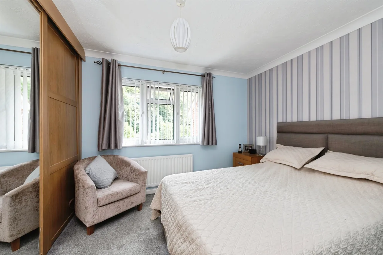 Caxton Rise, Redhill, RH1, photo 8