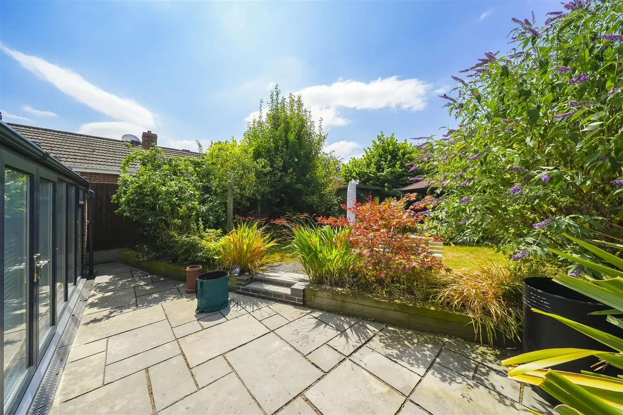 Grasmere Road, Loughborough, photo 17