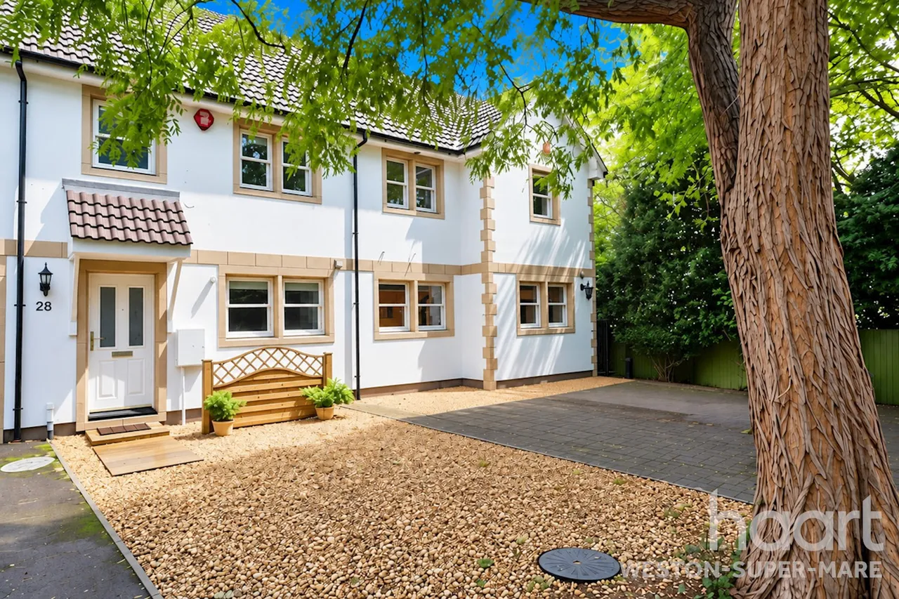2 bed house for sale, Coombe Road, Weston-Super-Mare, BS23