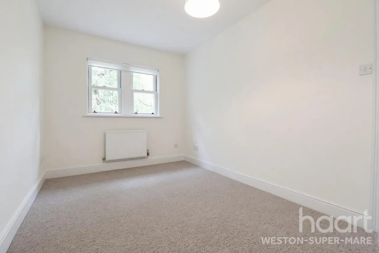 Coombe Road, Weston-Super-Mare, BS23, photo 14