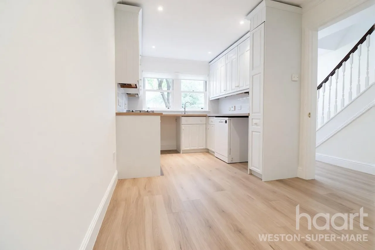 Coombe Road, Weston-Super-Mare, BS23, photo 4