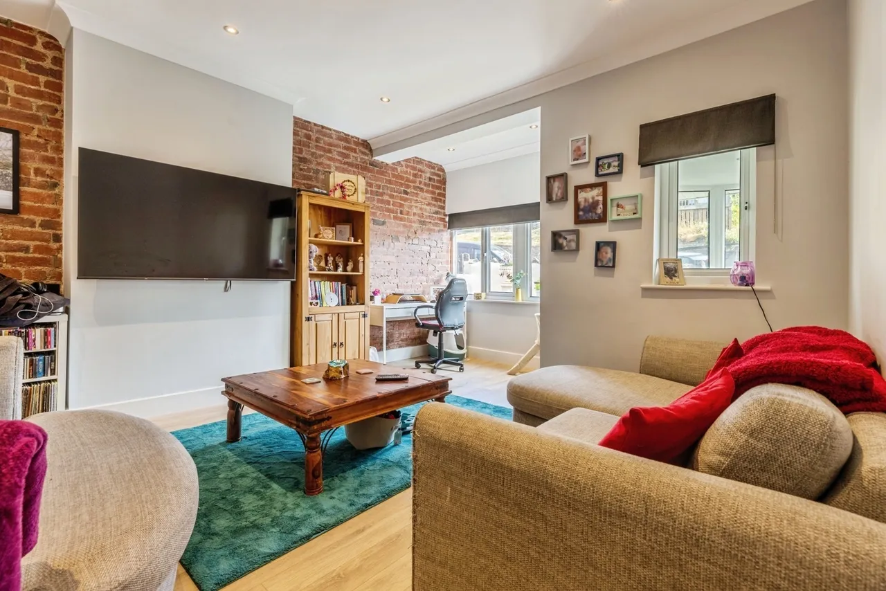Oakley Road, Heysham, LA3, photo 4