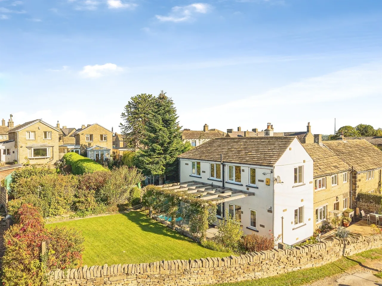 4 bed house for sale, North Row, Shepley, HD8