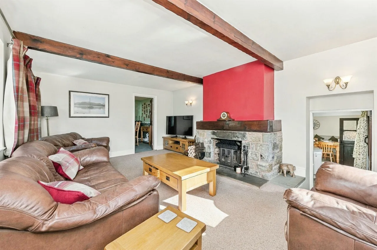 North Row, Shepley, HD8, photo 2