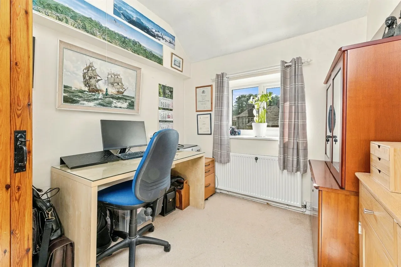 North Row, Shepley, HD8, photo 10