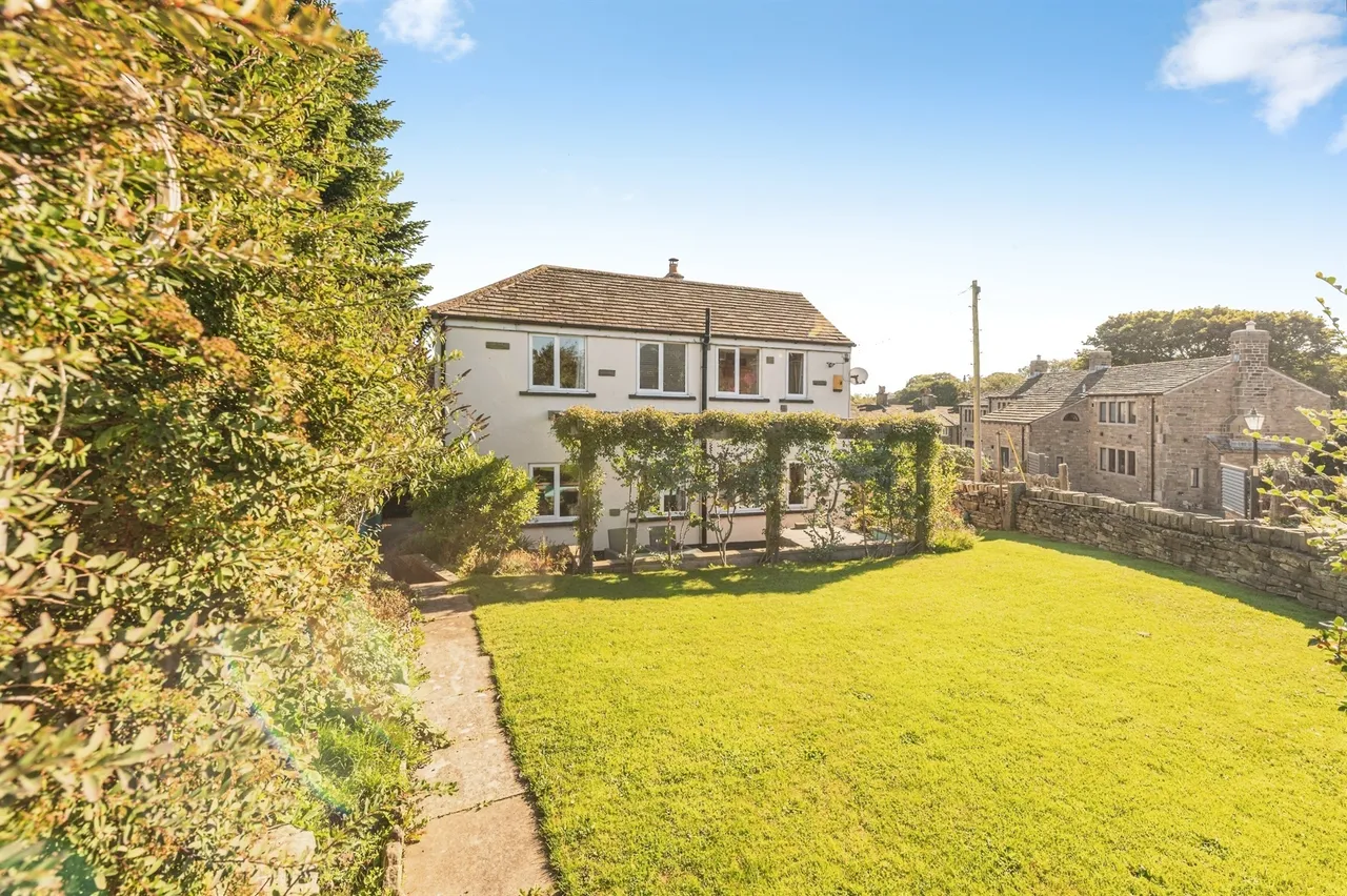 North Row, Shepley, HD8, photo 19