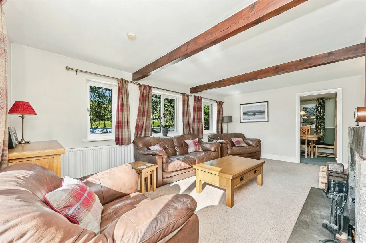 North Row, Shepley, HD8, photo 5