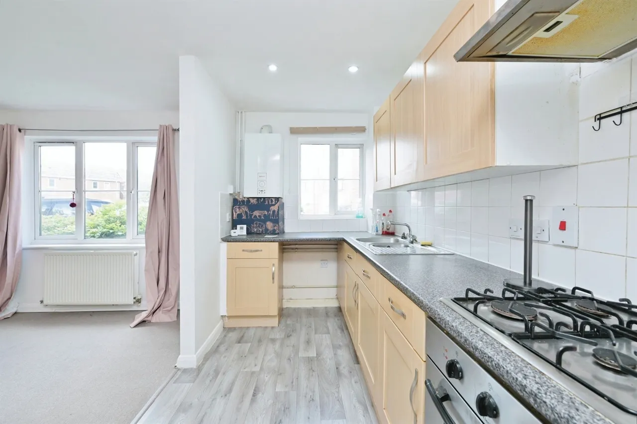 Shankley Way, Northampton, photo 6