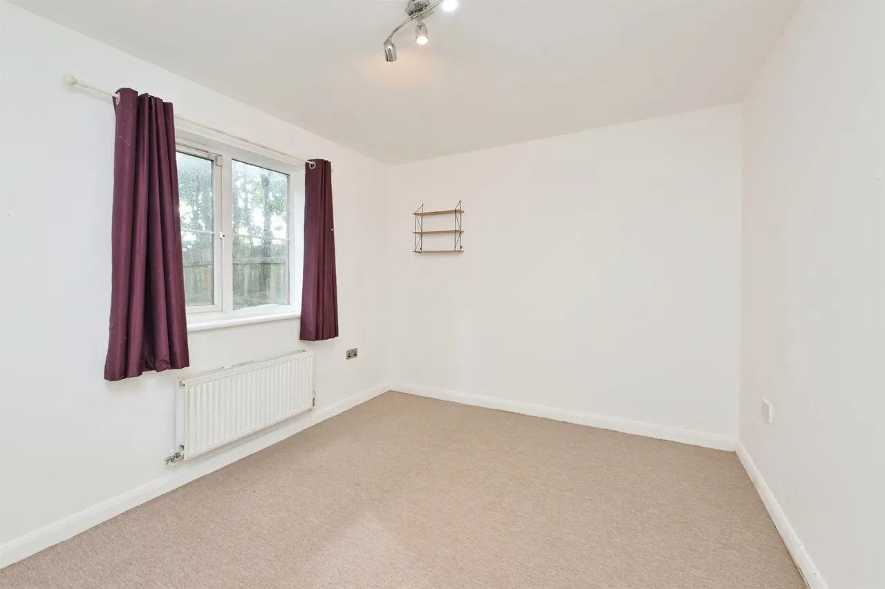 Shankley Way, Northampton, photo 10