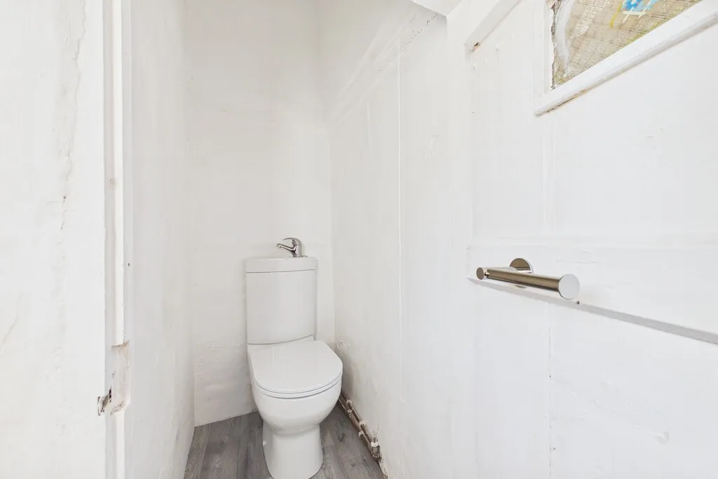 Highfield Road, Carnforth, LA5, photo 8
