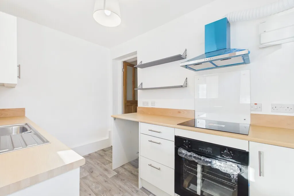 Highfield Road, Carnforth, LA5, photo 5