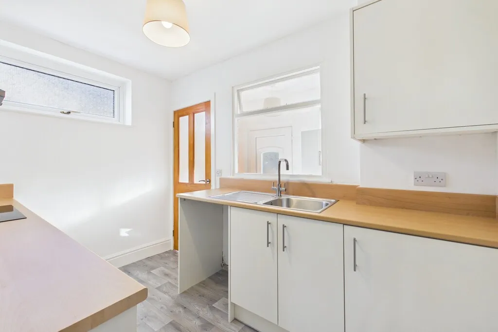 Highfield Road, Carnforth, LA5, photo 6