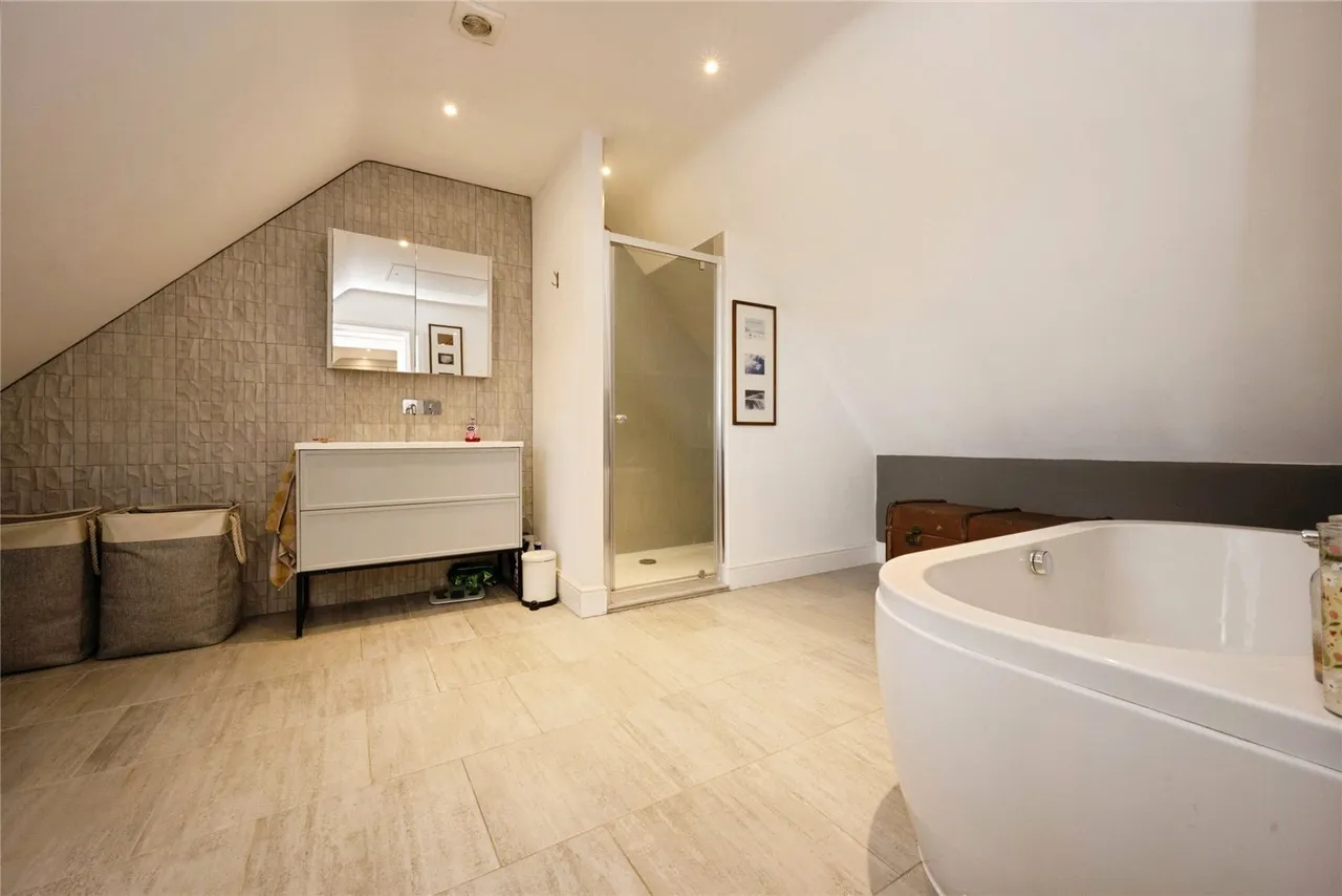 The Lane, Tebworth, Leighton Buzzard, Bedfordshire, LU7, photo 24