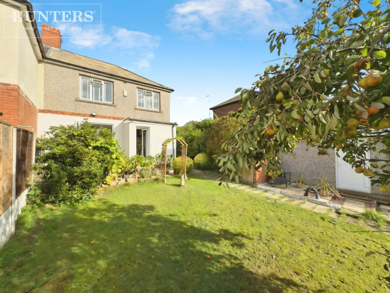 3 bed house for sale — Barnsley Road, Dodworth, Barnsley