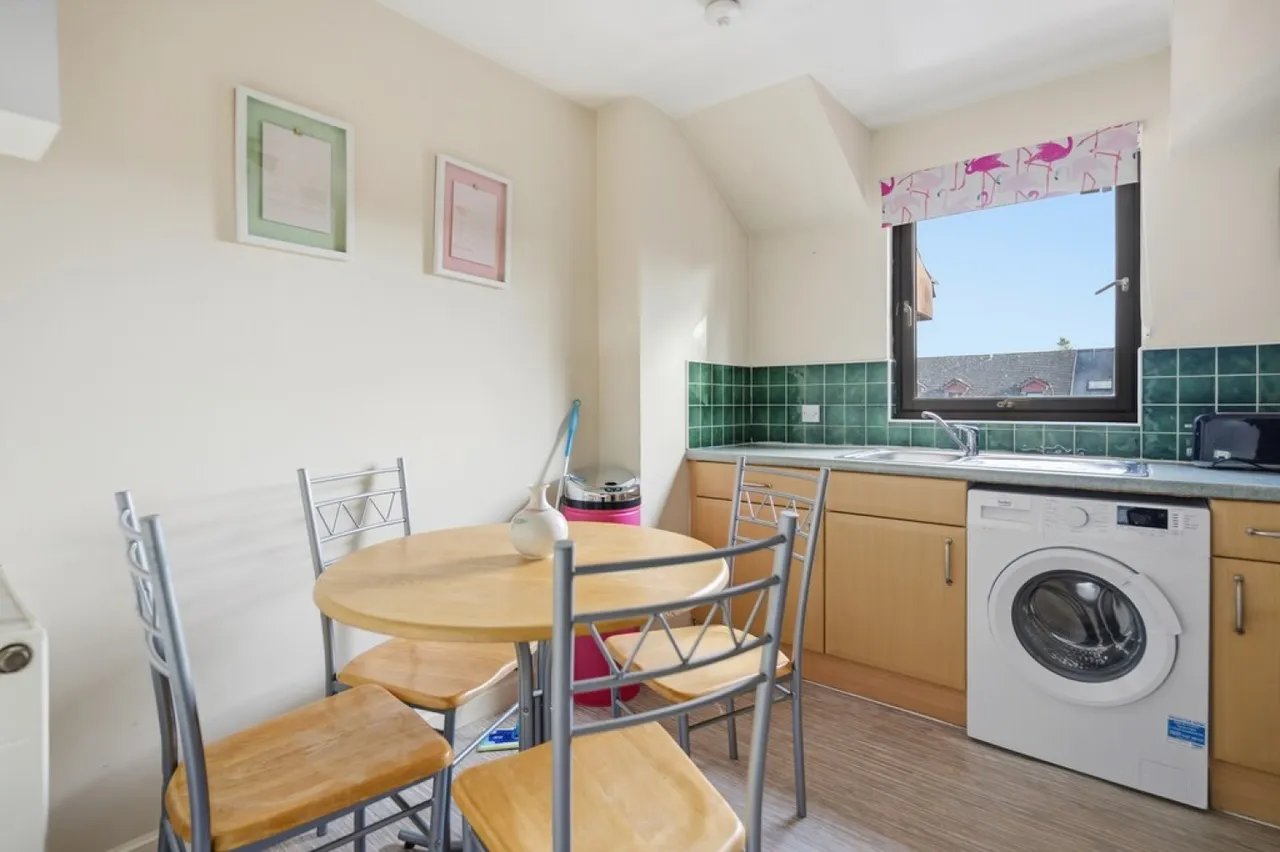 Oliphant Court, Riverside, FK8, photo 12