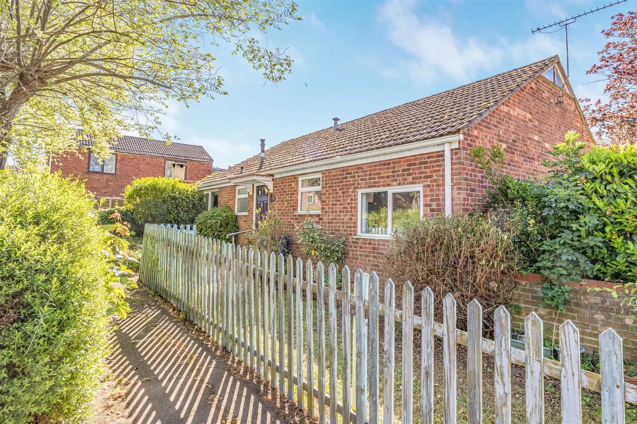 Hethersett Close, Newmarket, CB8, photo 19
