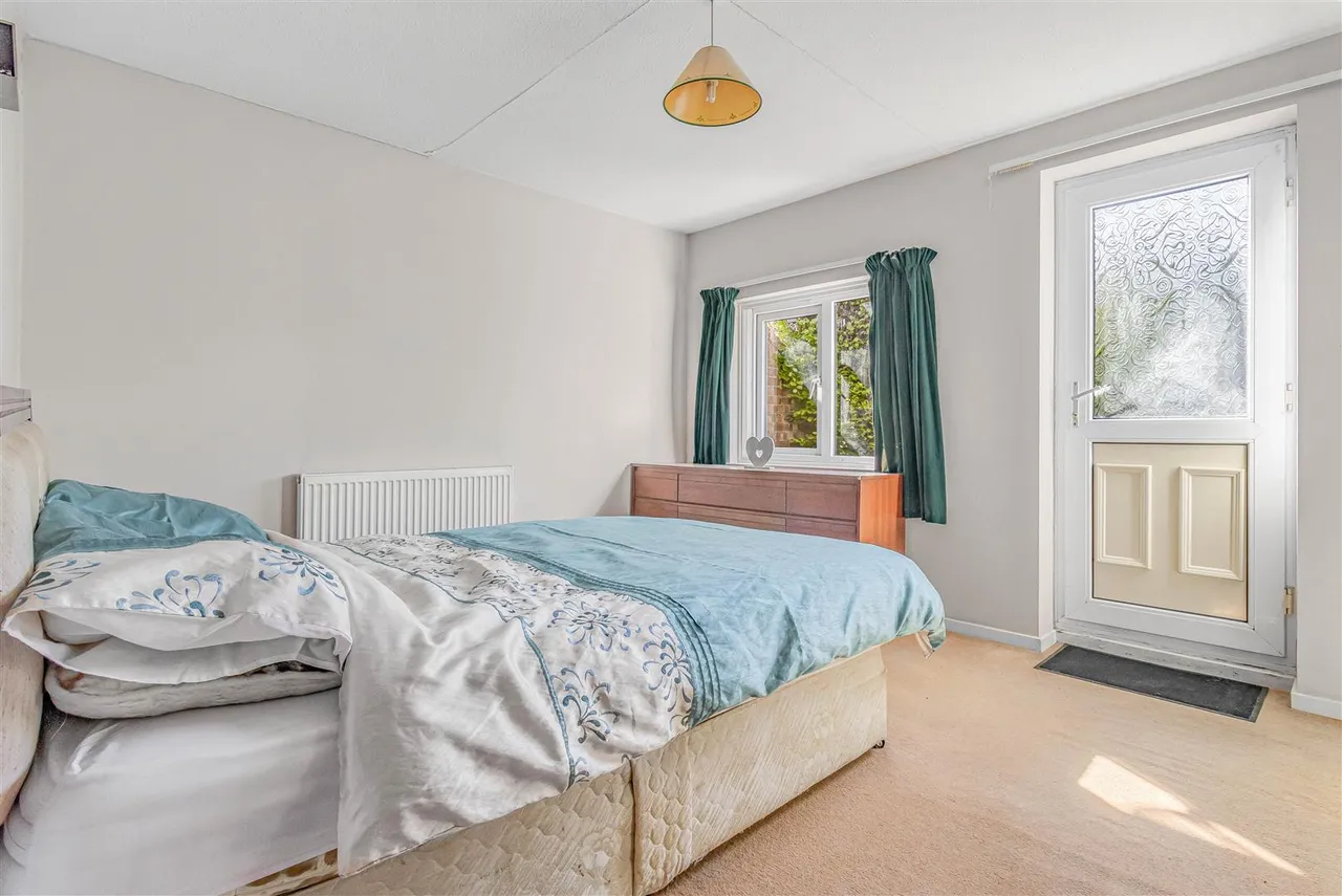 Hethersett Close, Newmarket, CB8, photo 12