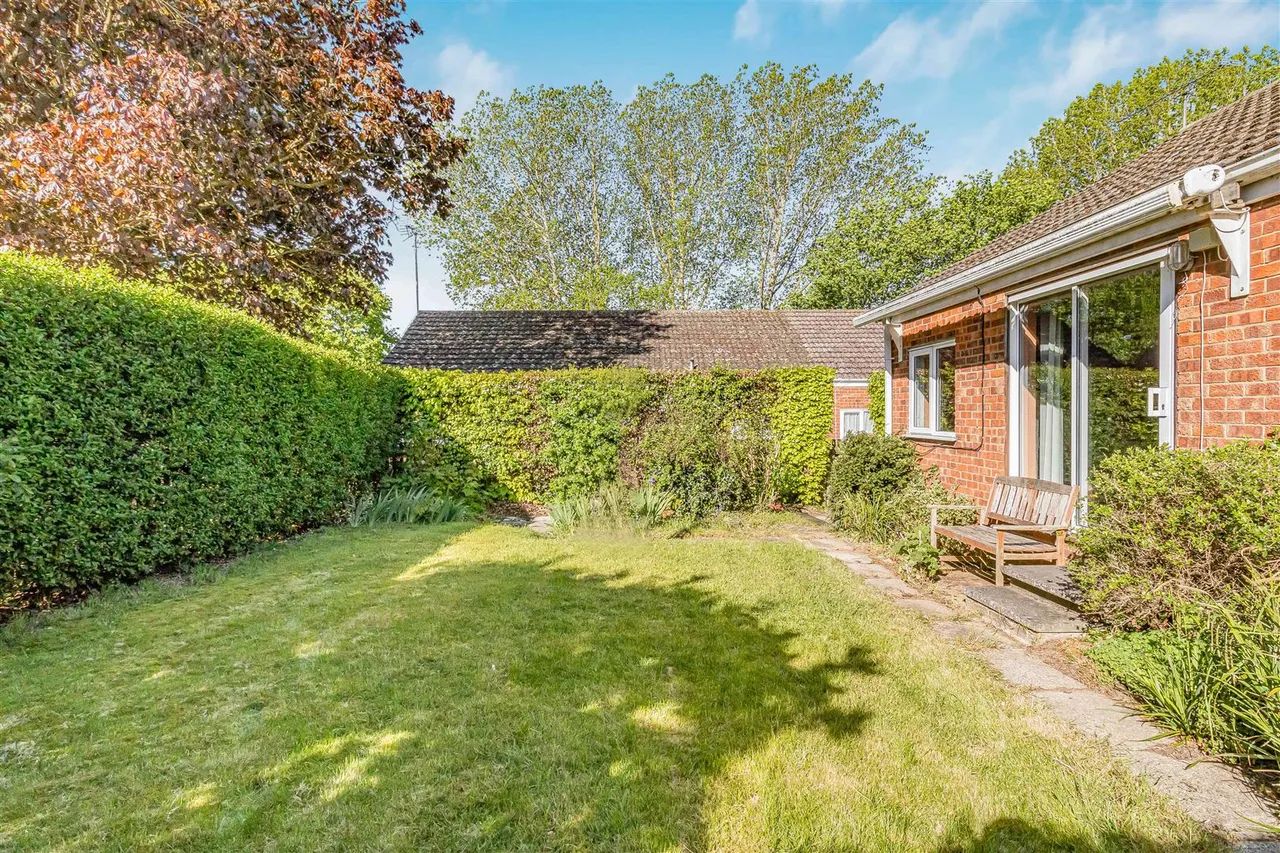 Hethersett Close, Newmarket, CB8, photo 16