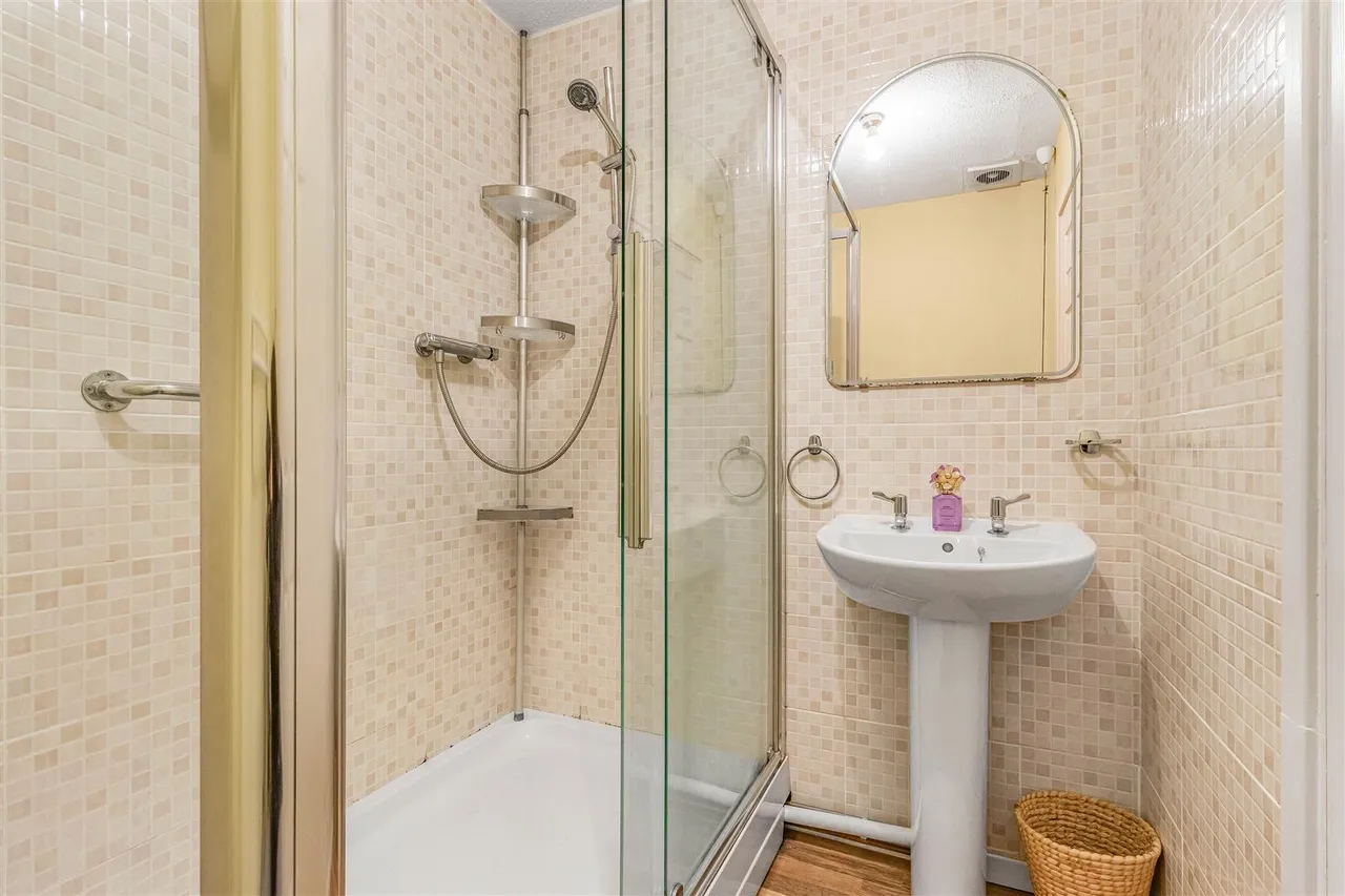 Hethersett Close, Newmarket, CB8, photo 11