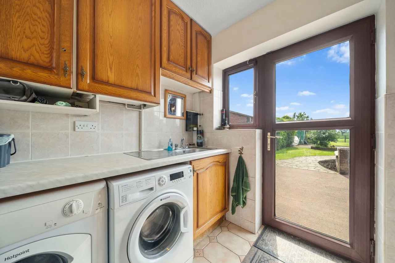 Heath Lane, Croft, Warrington, Warrington, WA3 7DT, photo 27