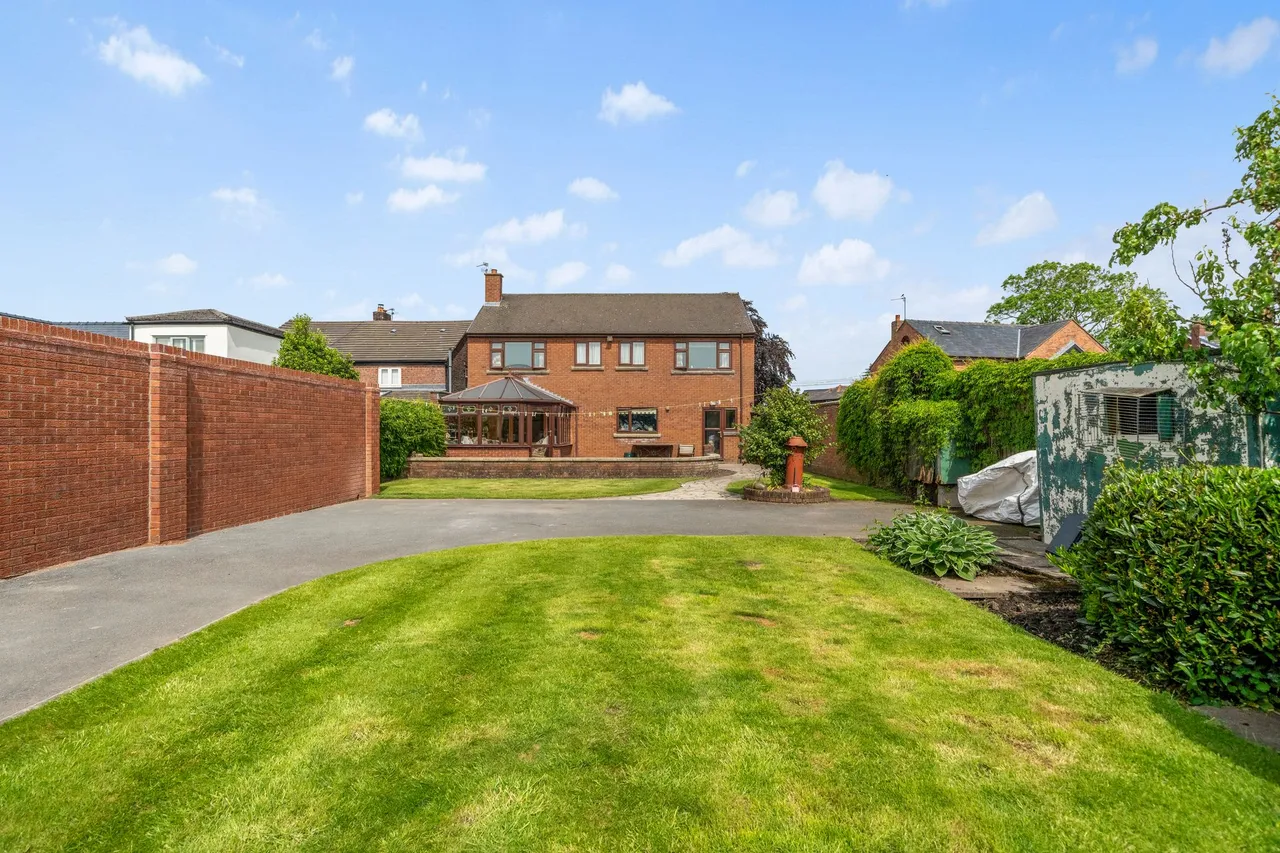Heath Lane, Croft, Warrington, Warrington, WA3 7DT, photo 32