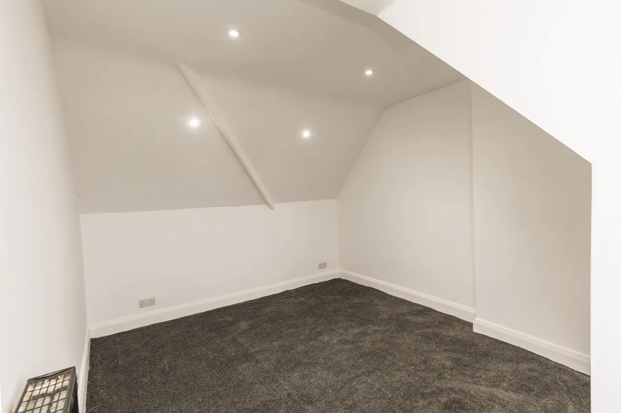 Beech Grove, Ellesmere, SY12, photo 14