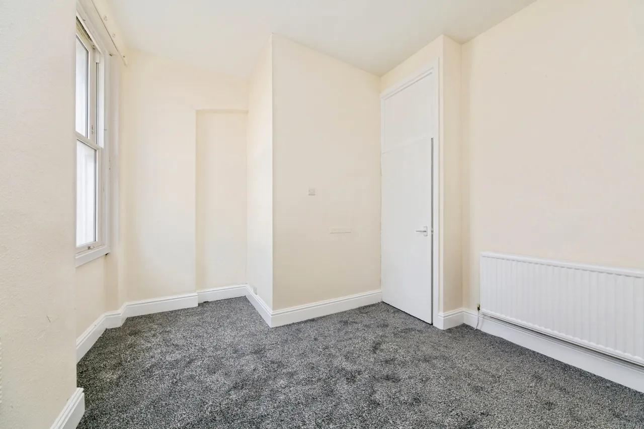 Abergele Road, Colwyn Bay, LL29, photo 5