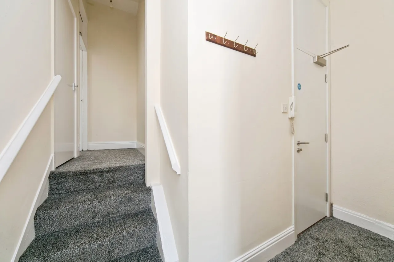 Abergele Road, Colwyn Bay, LL29, photo 11