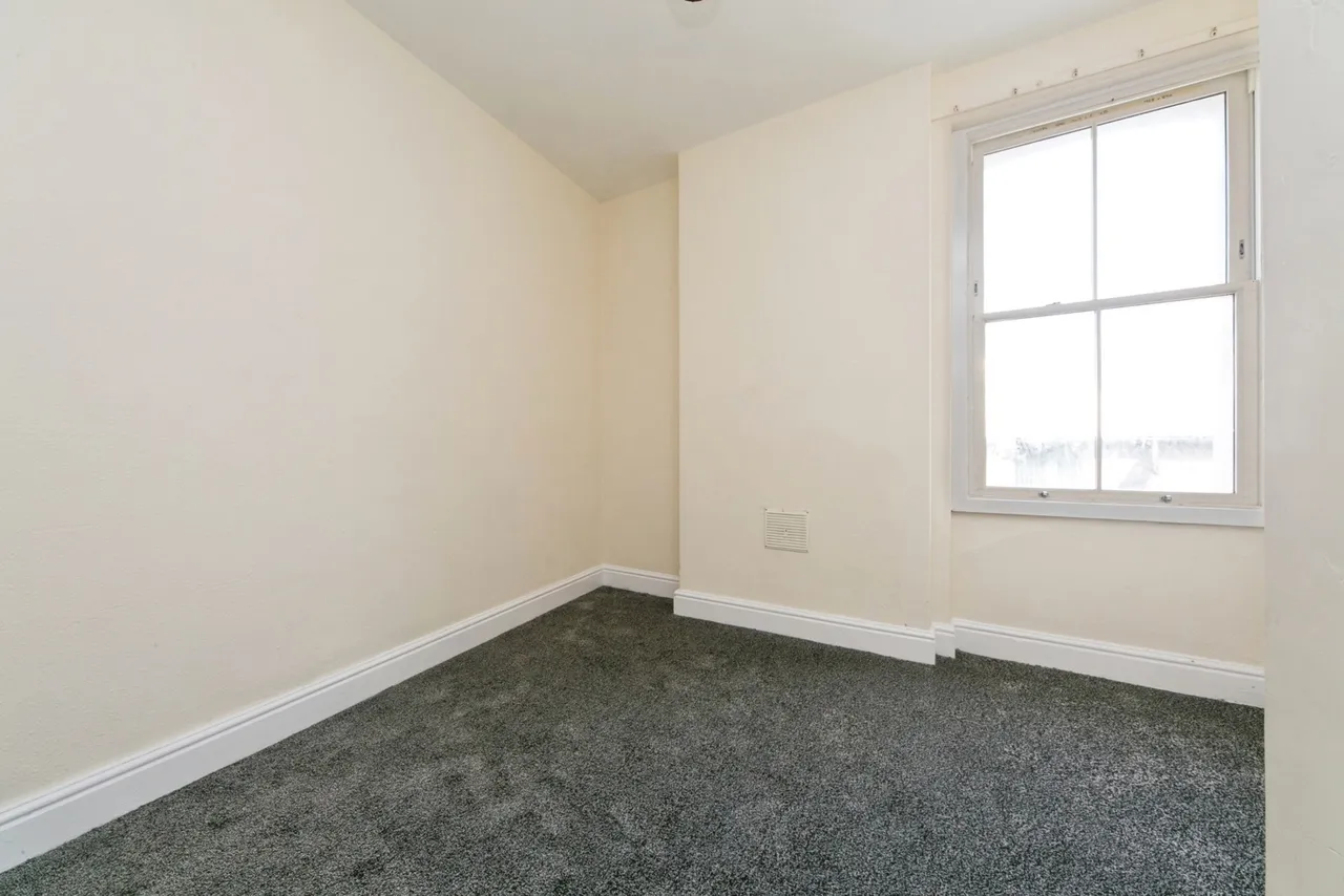 Abergele Road, Colwyn Bay, LL29, photo 14